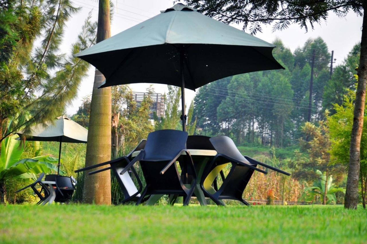 Riverside Resort Hotel Kabale Exterior foto